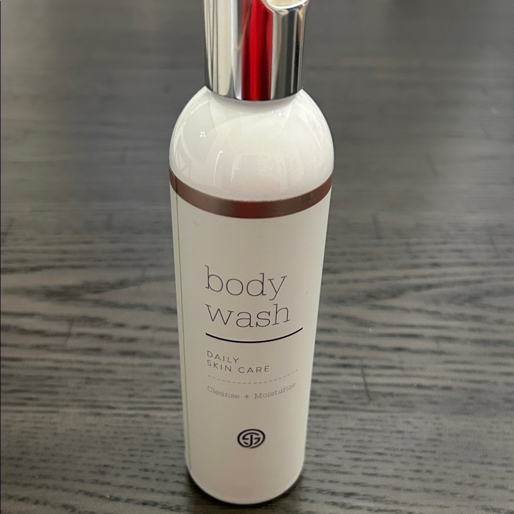 SJolie Daily Skin Care Body Wash